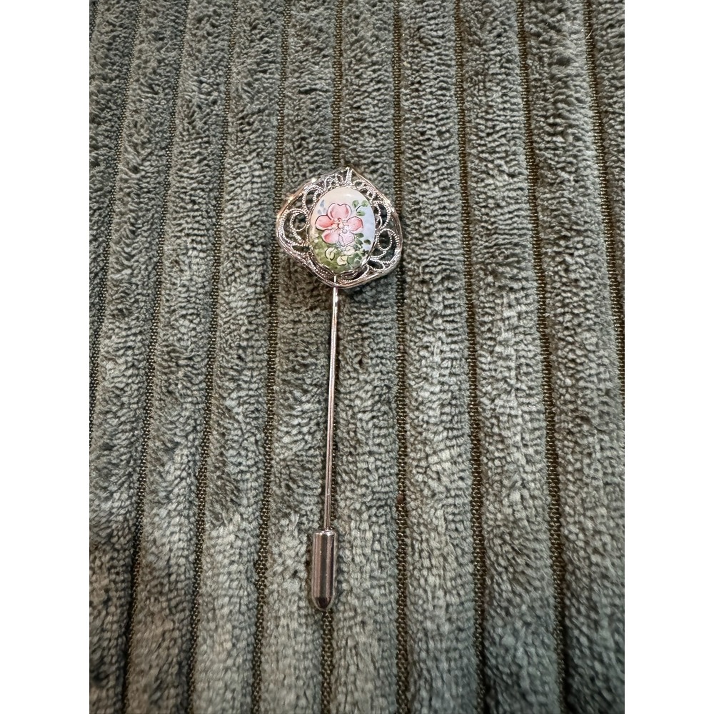 Floral Lapel Stick Pin Brooch Silver Tone Teardrop Design Women's Jewelry